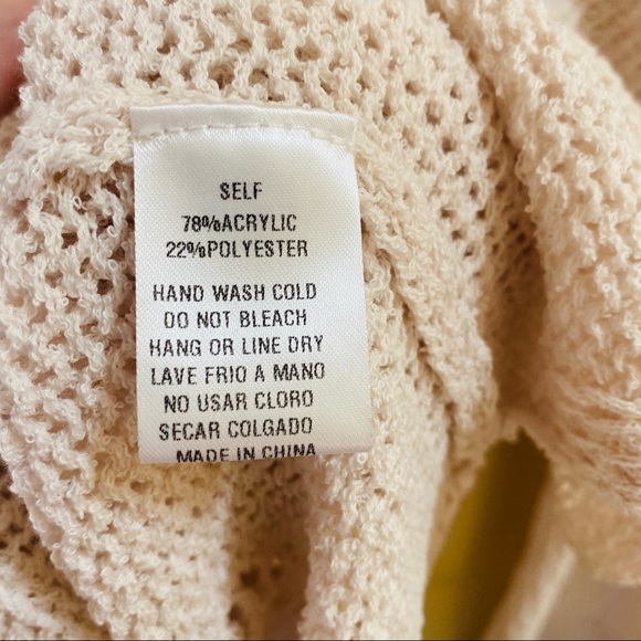 Easel Open Knit Fringe Detail Oversized Sweater - Picture 7 of 8